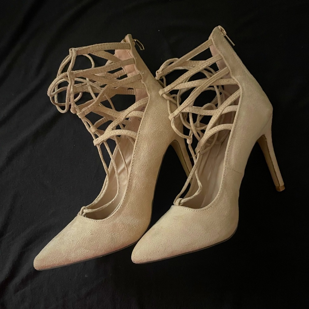 Zigi Soho Tan Laced Up Gladiator Pumps Size 7.5